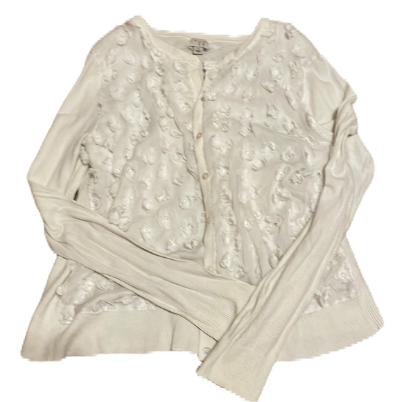 A new day L white cardigan with Appliqué flowers - Picture 1 of 10